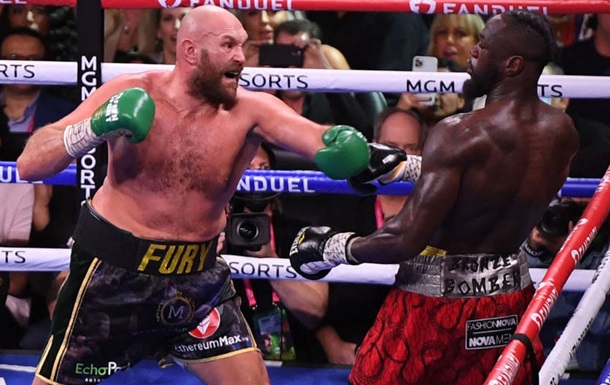 Ф’юрі вшановує Вайлдера як нокаутера