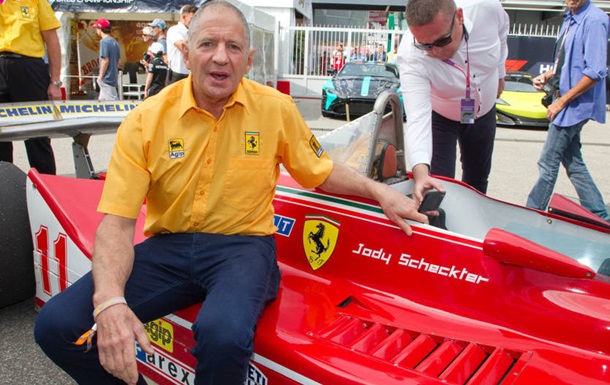 Джоді Шектер продає унікальні авто