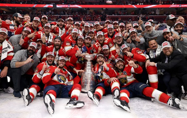 Флорида Пантерс здобули Кубок Стенлі