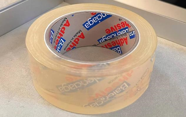 Новий браслет Balenciaga: розкішний виклик