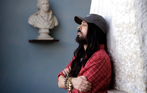 Алессандро Мікеле очолює Valentino