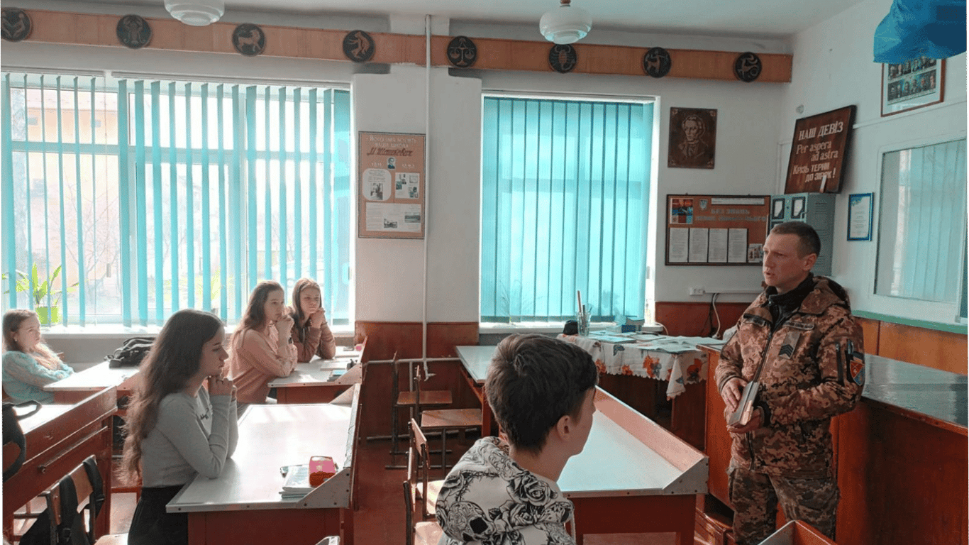 Військові кар’єри для львівських учнів