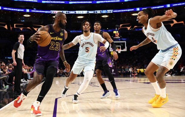 Баскетбольна феєрія в Мемфісі