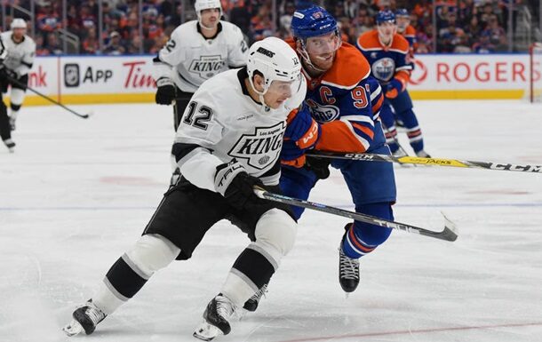 Захопливий матч Флаєрс проти Пантерс