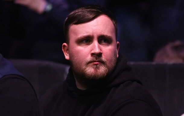 Наймолодший чемпіон дартсу на матчі Юнайтед