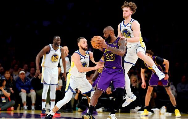 Напружена дуель Лейкерс проти Ворріорз