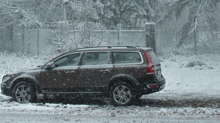 Надійний запуск авто взимку
