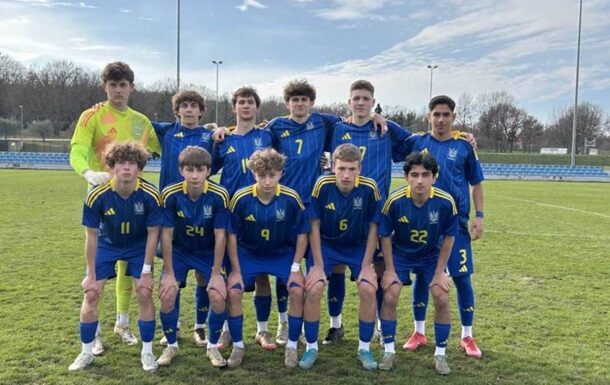 Українська U-17 тріумфує над греками