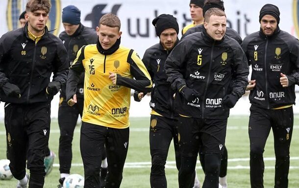 Футбольний сезон незважаючи на виклики