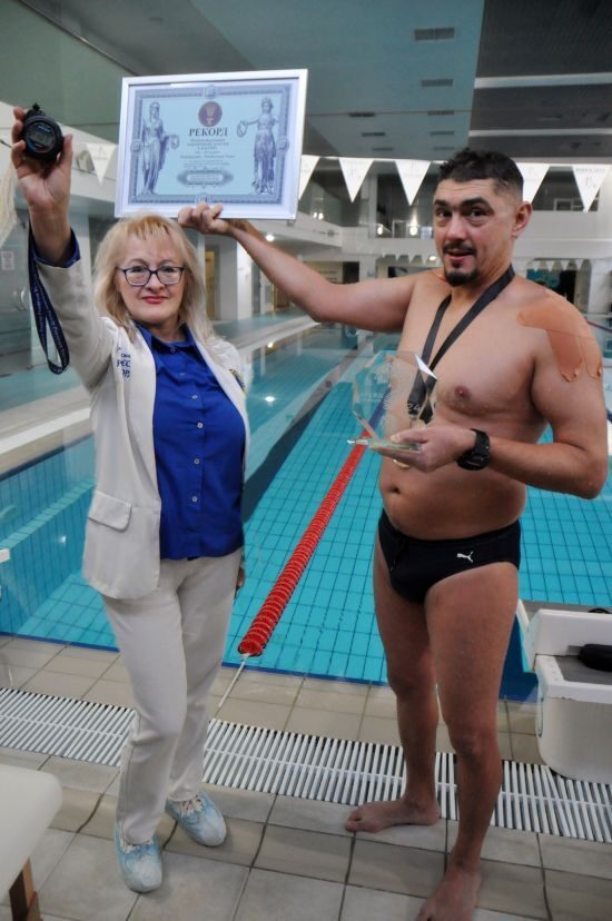 Неймовірне 24-годинне плавання Олександра