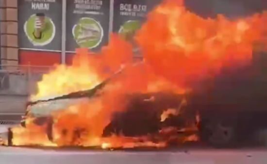 Загадкова пожежа авто у Києві