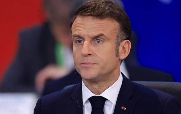 Макрон закликає призупинити інвестиції в США