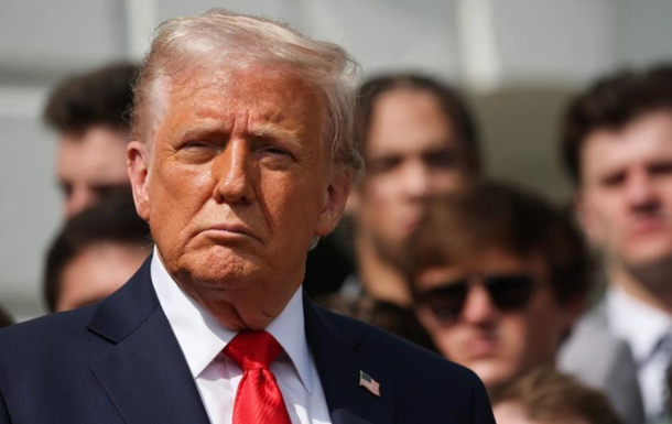 Трамп вдруге відвідає Британію