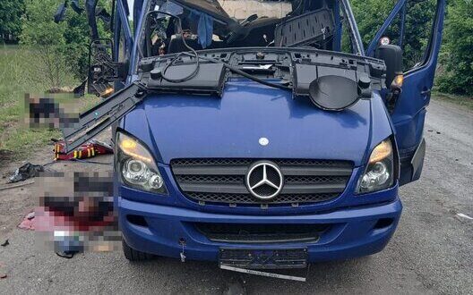 Атака дронів на автобус біля Білопілля: 9 загиблих