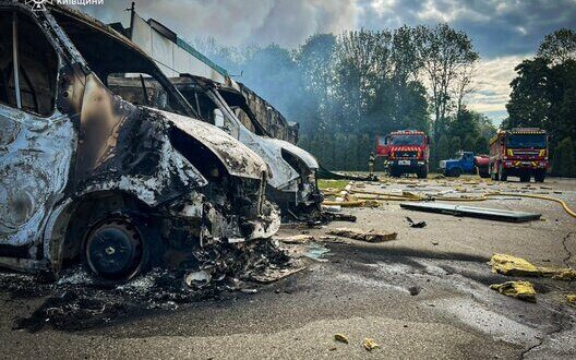 Нічна атака дронів на Київщину: загиблі і руйнування