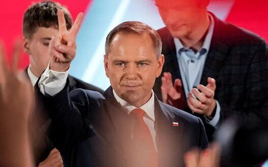 Karol Navrocki Victory Poland Conservative Course