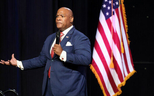 Pastor Mark Burns Calls On Us To Support Ukraine War Against Russia