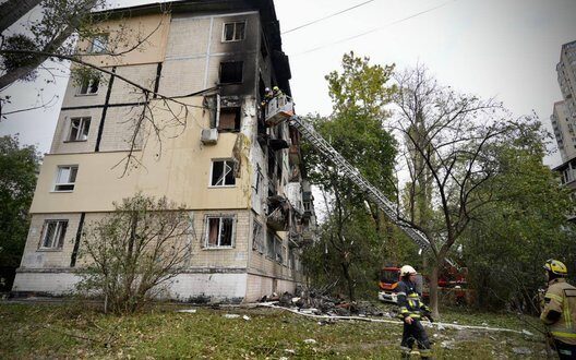 Night Rocket Attack Kyiv Damage Aid Victims