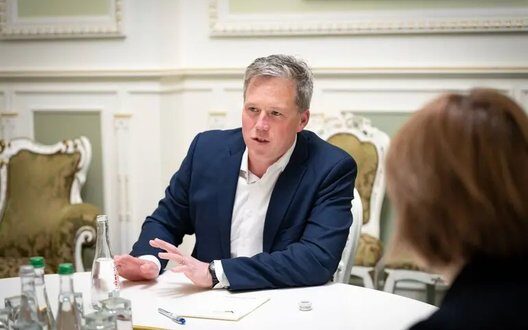 Us Diplomatic Pressure Ukraine New Peace Strategy Or Threat