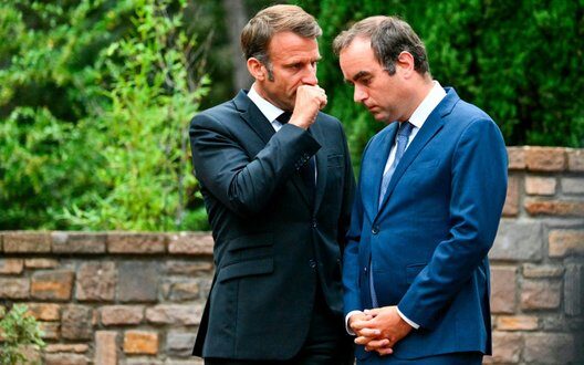 Budget Crisis France Macron Lecornu