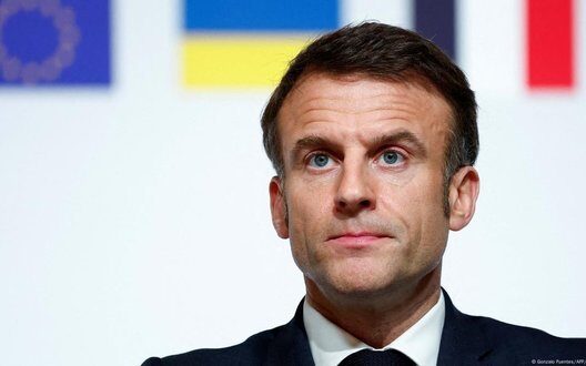 Macron Condemns Russia Attacks Calls For Supporting Peace In Ukraine