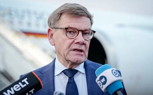 Reliable Western Security Guarantees Key To Peace In Ukraine