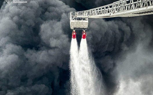 Атака на енергетику Львівщини: пожежа та оборона України 2026