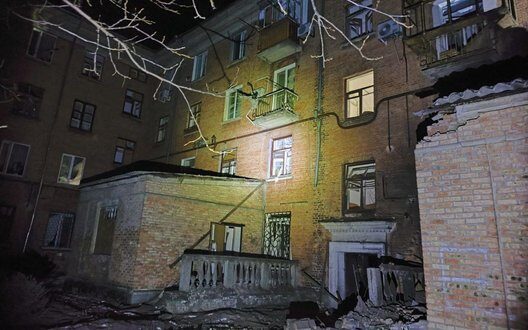 Артобстріли в Нікополі: руйнування, жертви та надія на мир