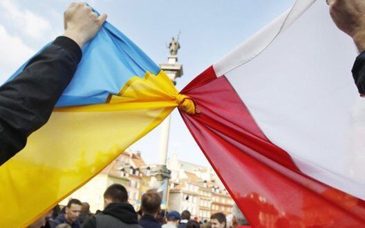 Польща передає Києву сотні генераторів для боротьби з енергокризою