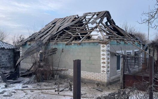 Ракетні удари по Нікопольщині: поранені, руйнування, перебої з теплом